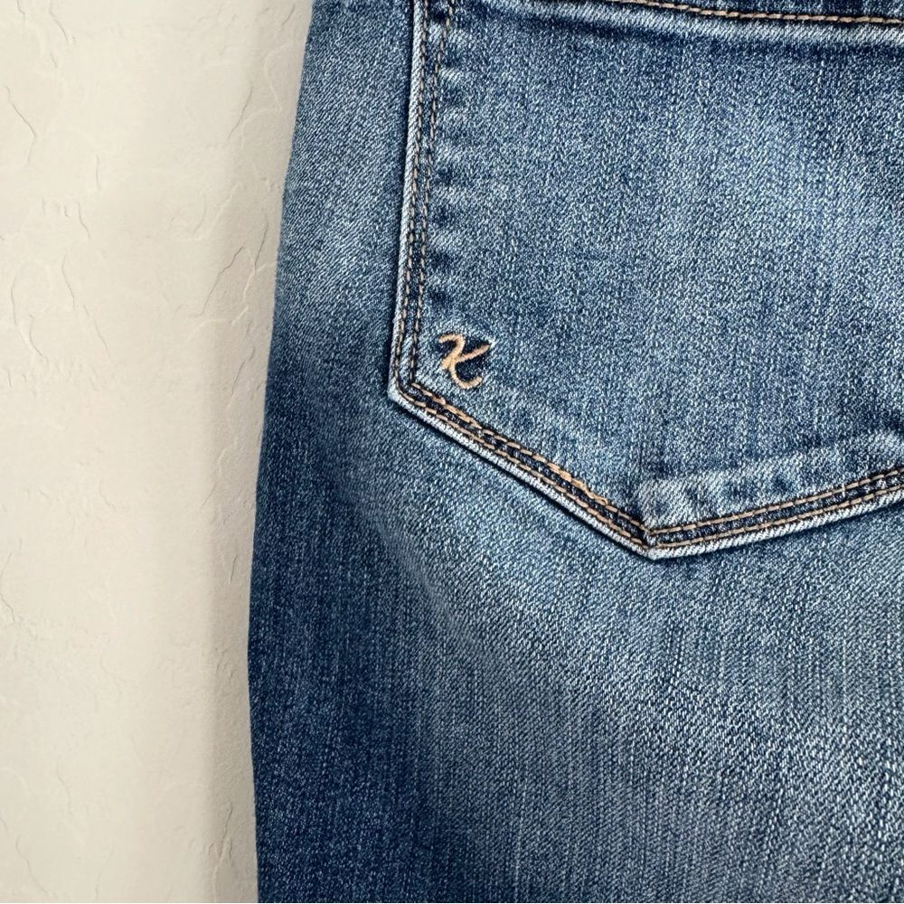KUT from The Kloth Catherine Boyfriend Jean Floral Embroidered Detail Size 6 - Picture 7 of 11